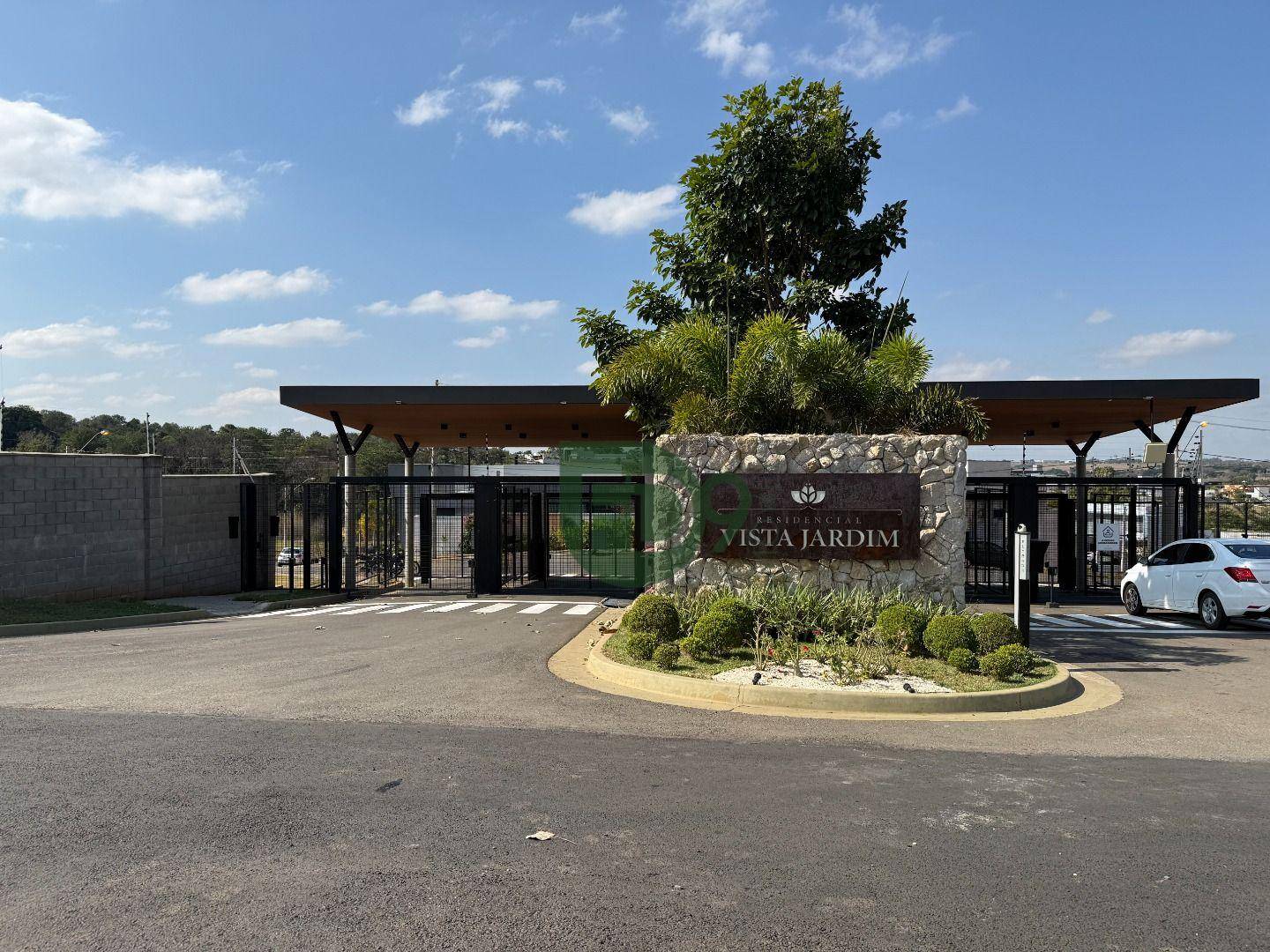 Loteamento e Condomínio, 390 m² - Foto 1