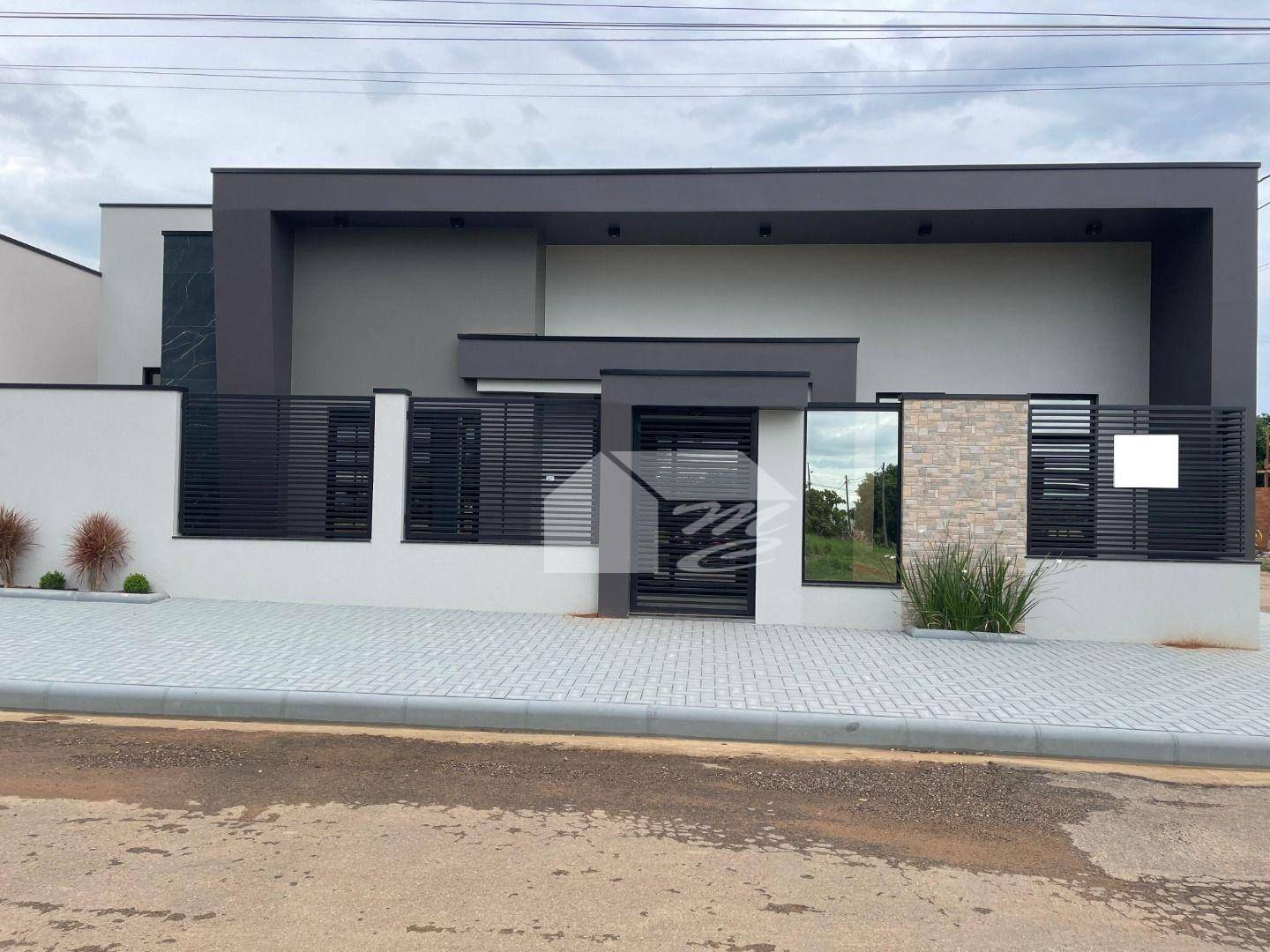 Casa à venda com 2 quartos, 113m² - Foto 1