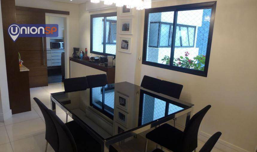 Apartamento à venda com 3 quartos, 156m² - Foto 4