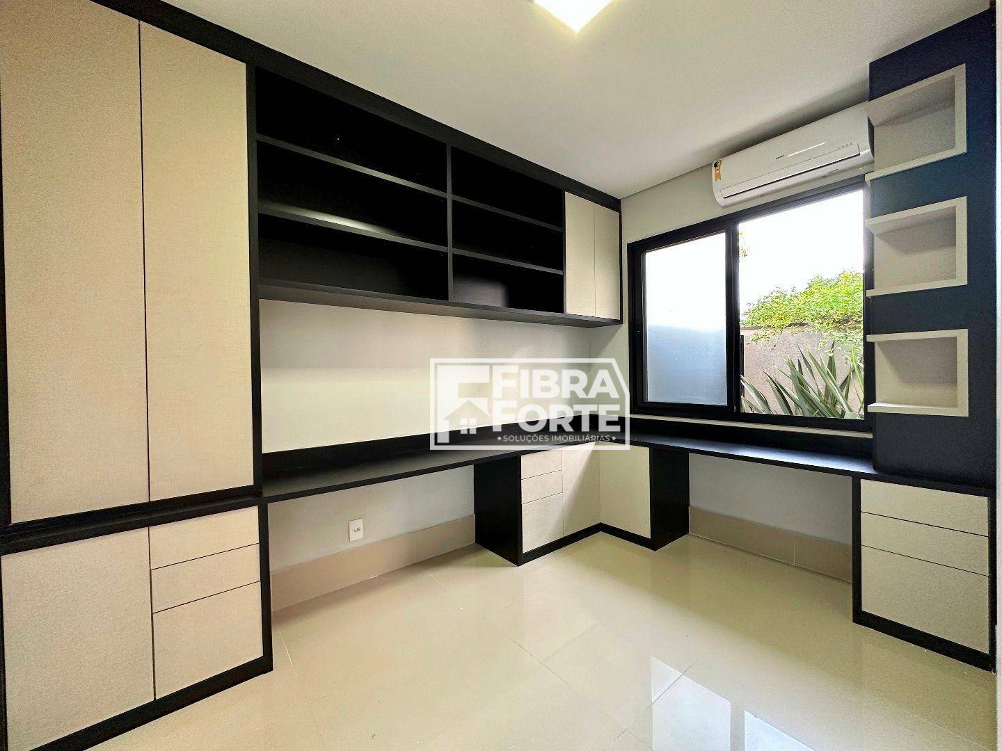 Casa à venda e aluguel com 4 quartos, 320m² - Foto 43