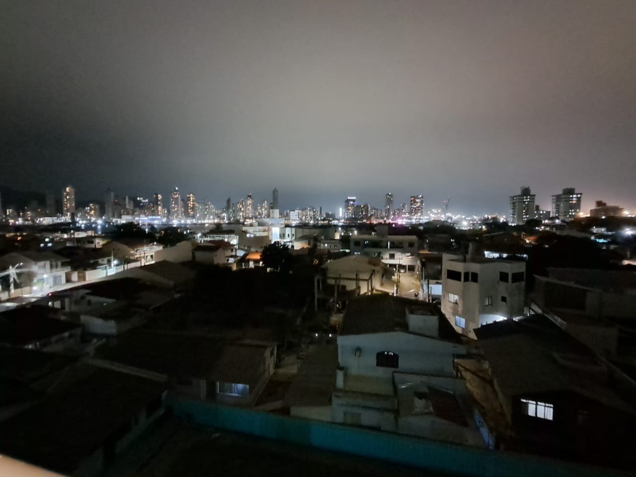 Apartamento para alugar com 2 quartos, 65m² - Foto 10