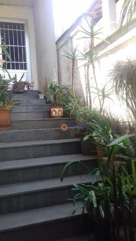 Sobrado, 3 quartos, 217 m² - Foto 2