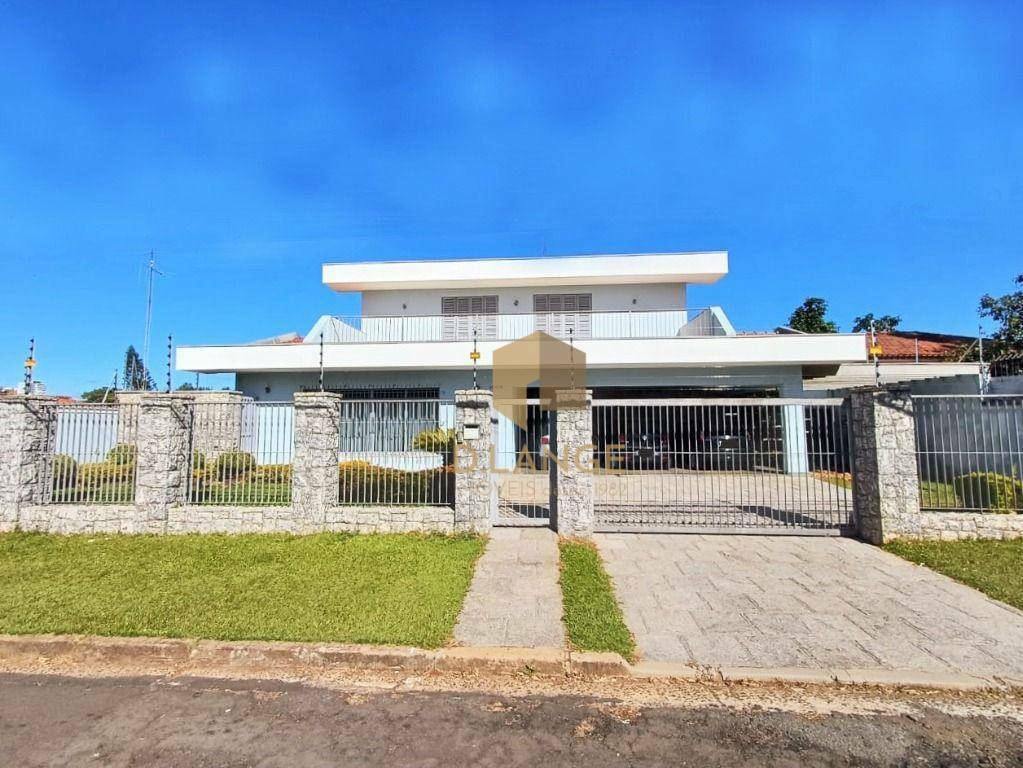 Casa à venda com 3 quartos, 546m² - Foto 1