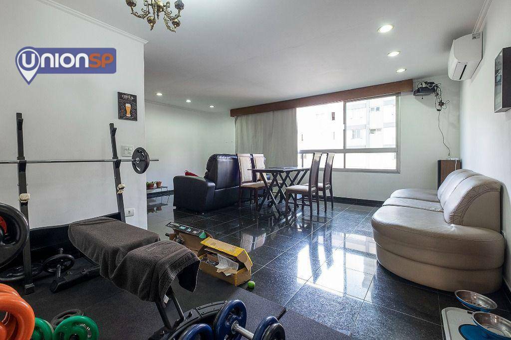 Apartamento à venda com 3 quartos, 142m² - Foto 4