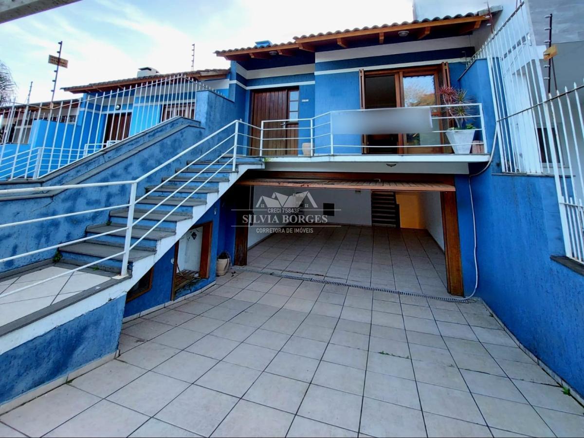 Sobrado à venda com 3 quartos, 200m² - Foto 1