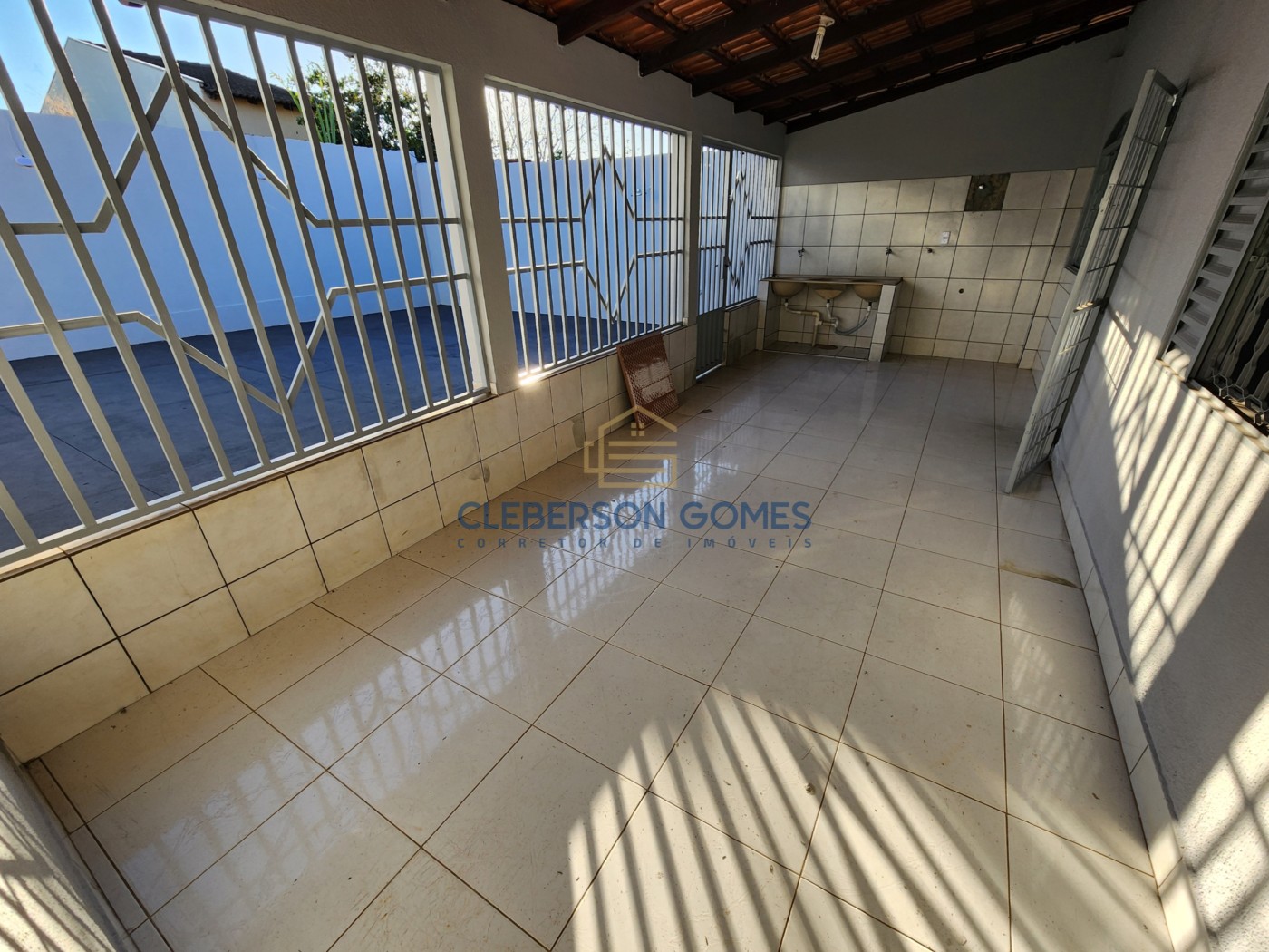 Casa à venda com 3 quartos, 360m² - Foto 16