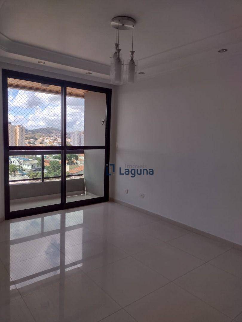 Apartamento à venda com 3 quartos, 82m² - Foto 3