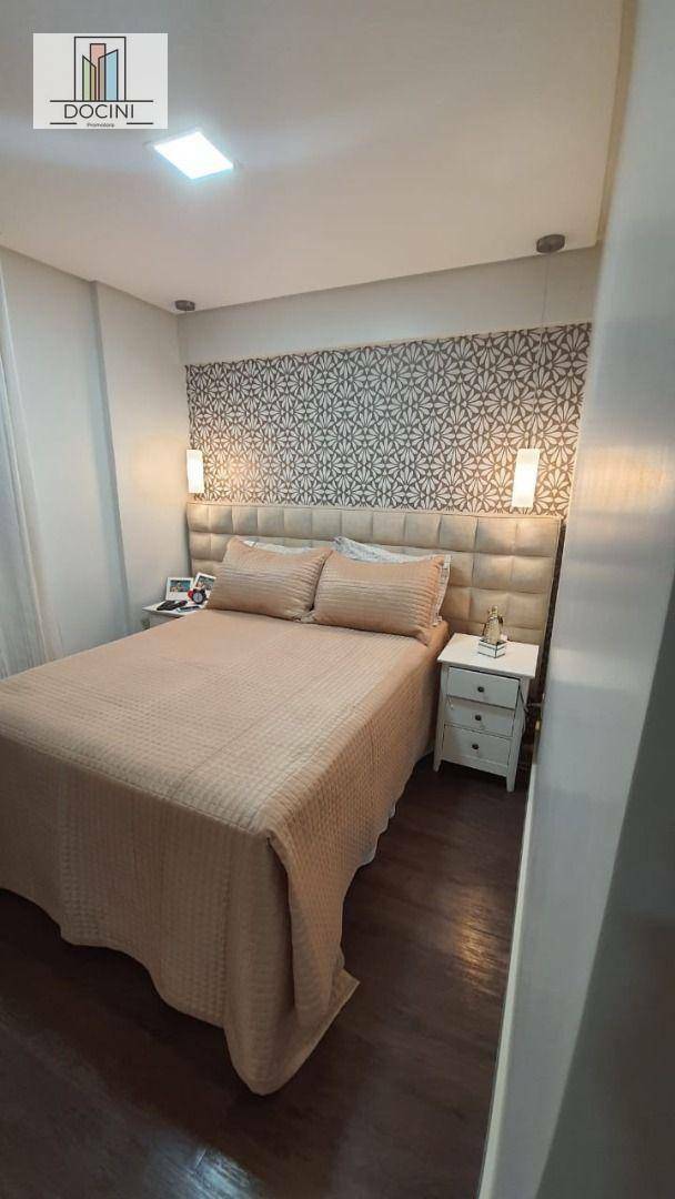 Apartamento à venda com 2 quartos, 70m² - Foto 4