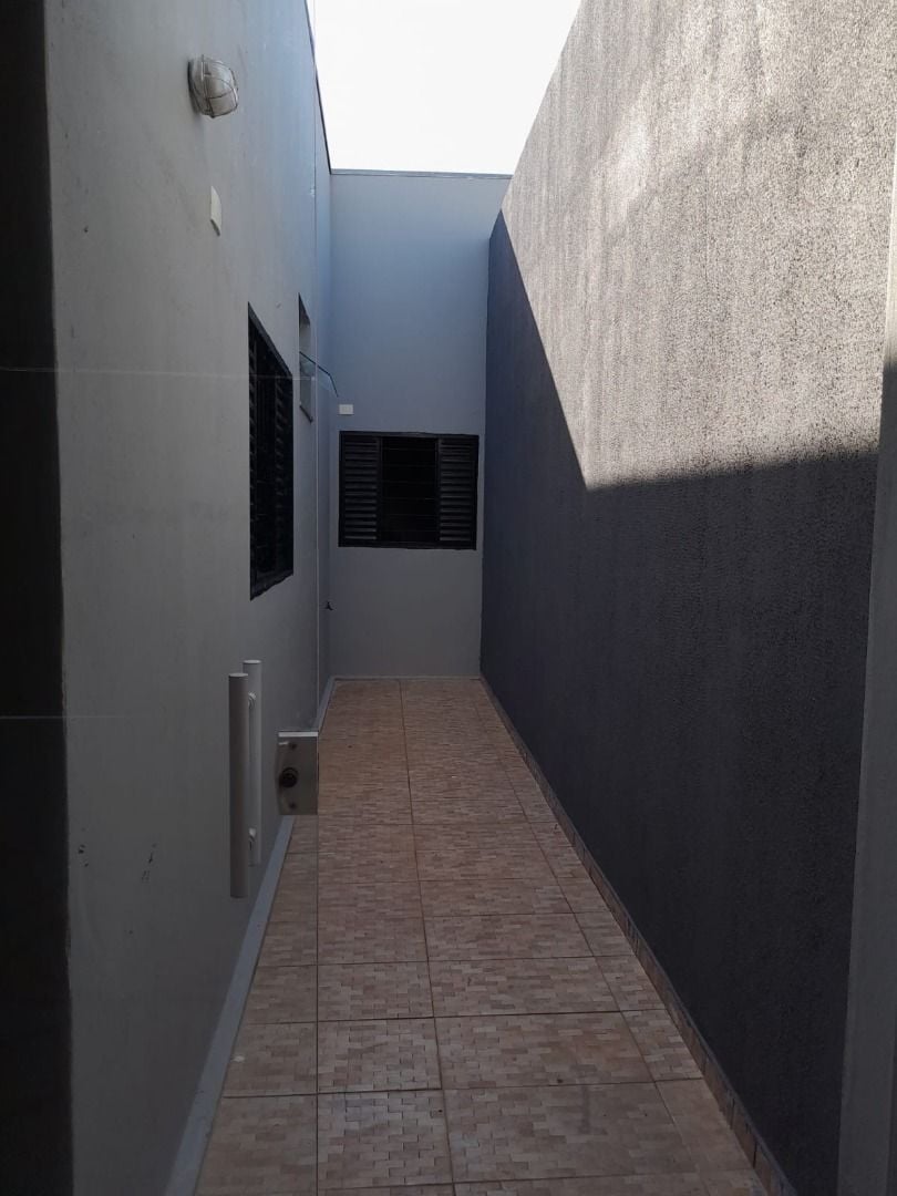 Casa à venda com 4 quartos, 180m² - Foto 30