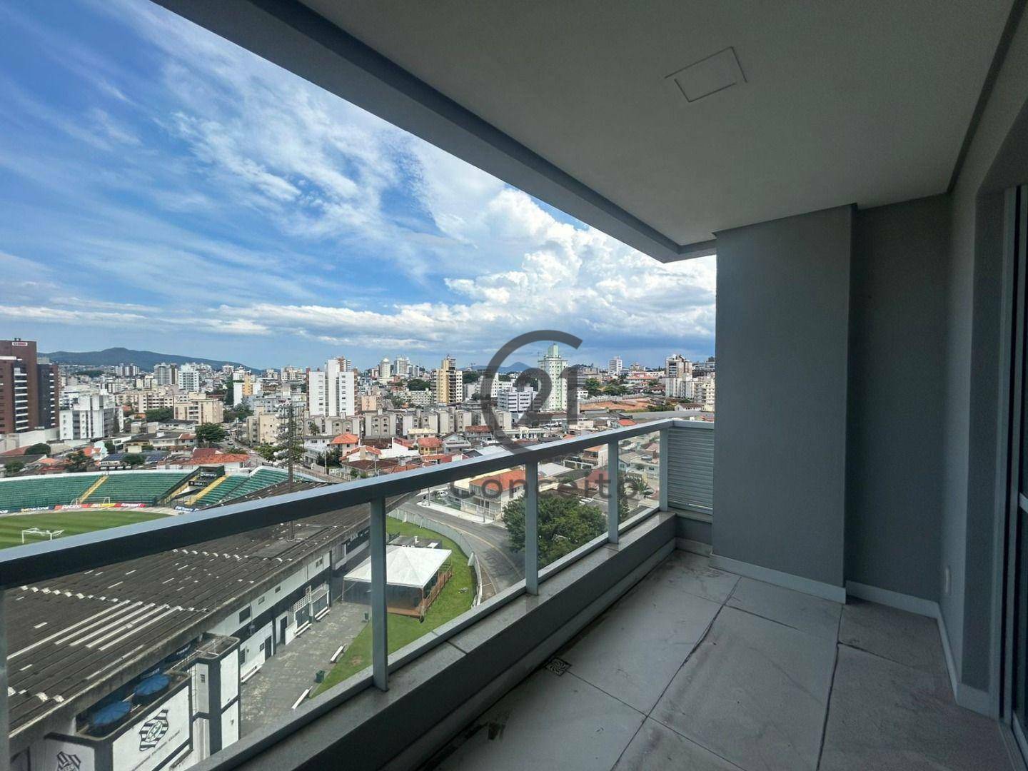 Apartamento à venda com 3 quartos, 109m² - Foto 3