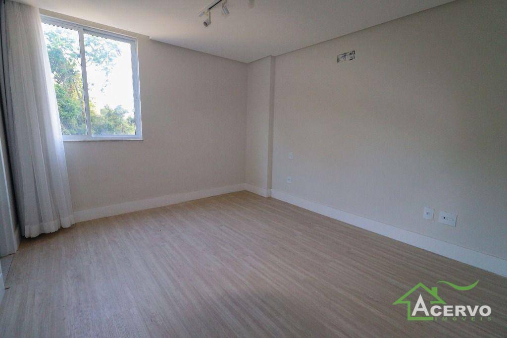 Apartamento à venda com 4 quartos, 258m² - Foto 13