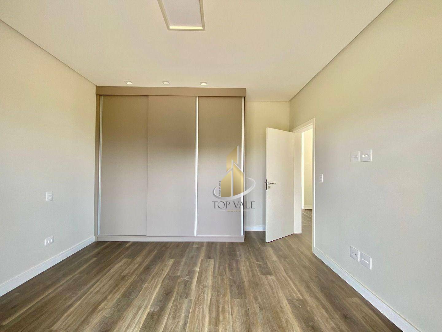 Sobrado à venda com 5 quartos, 325m² - Foto 22