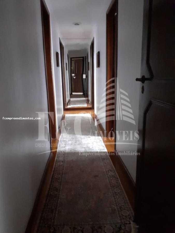 Apartamento à venda com 4 quartos, 220m² - Foto 5