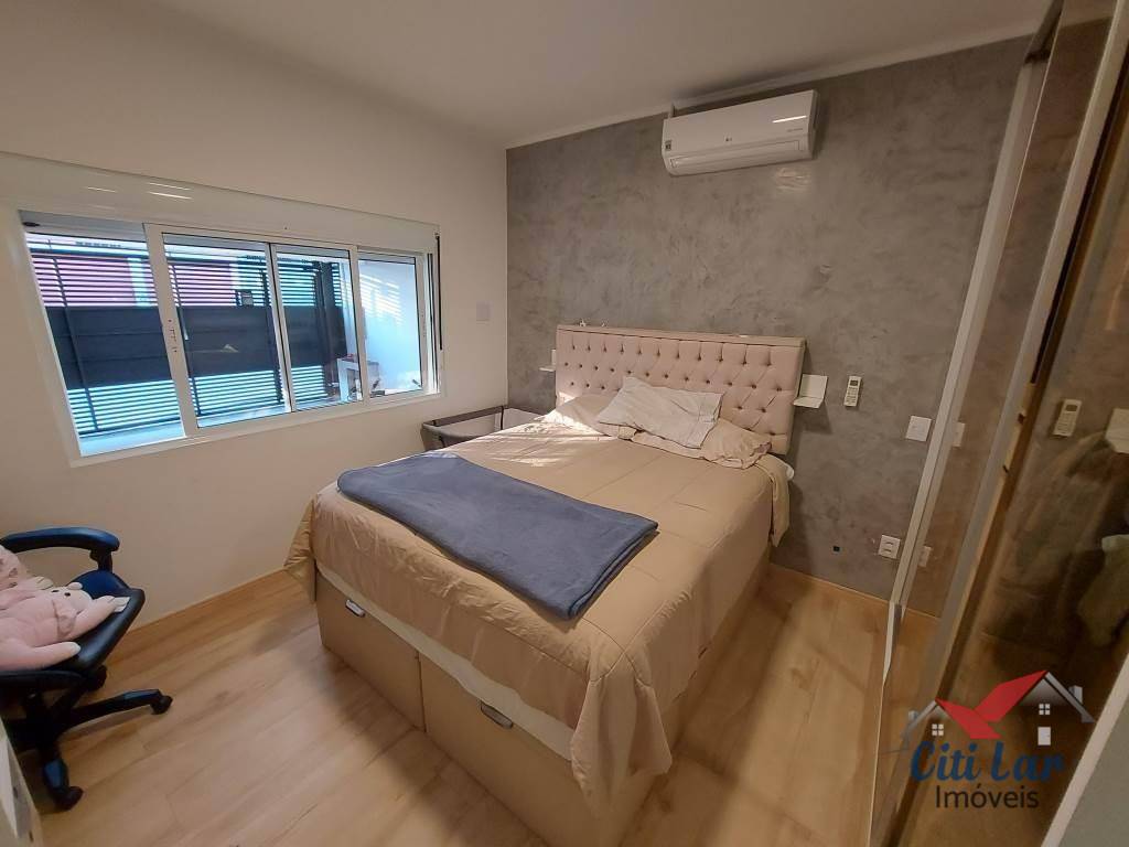 Casa à venda com 2 quartos, 109m² - Foto 9