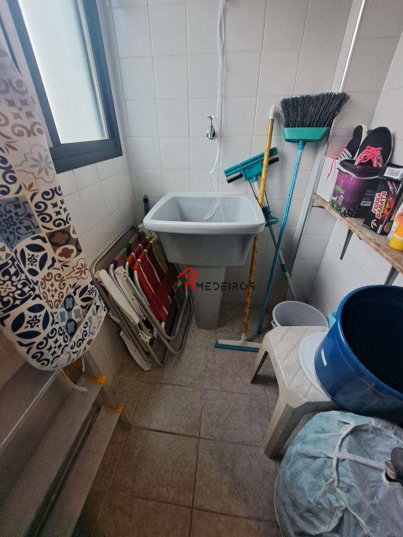 Apartamento à venda com 1 quarto, 50m² - Foto 5