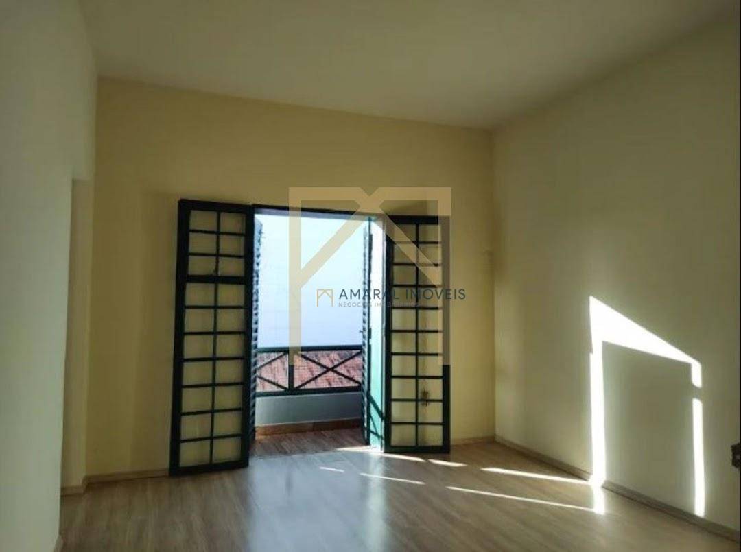 Casa para alugar com 3 quartos, 163m² - Foto 5