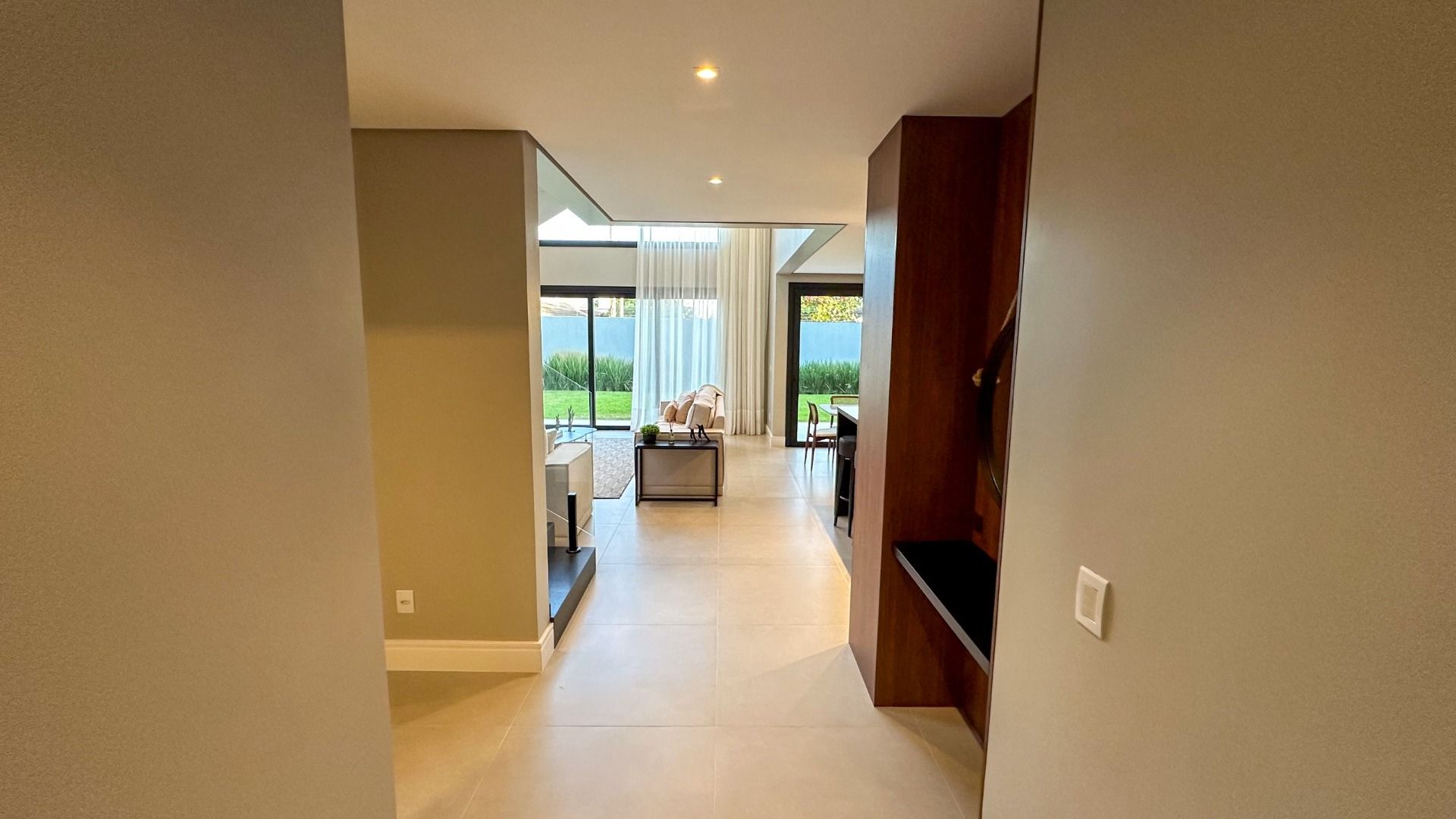 Casa de Condomínio à venda com 4 quartos, 225m² - Foto 11