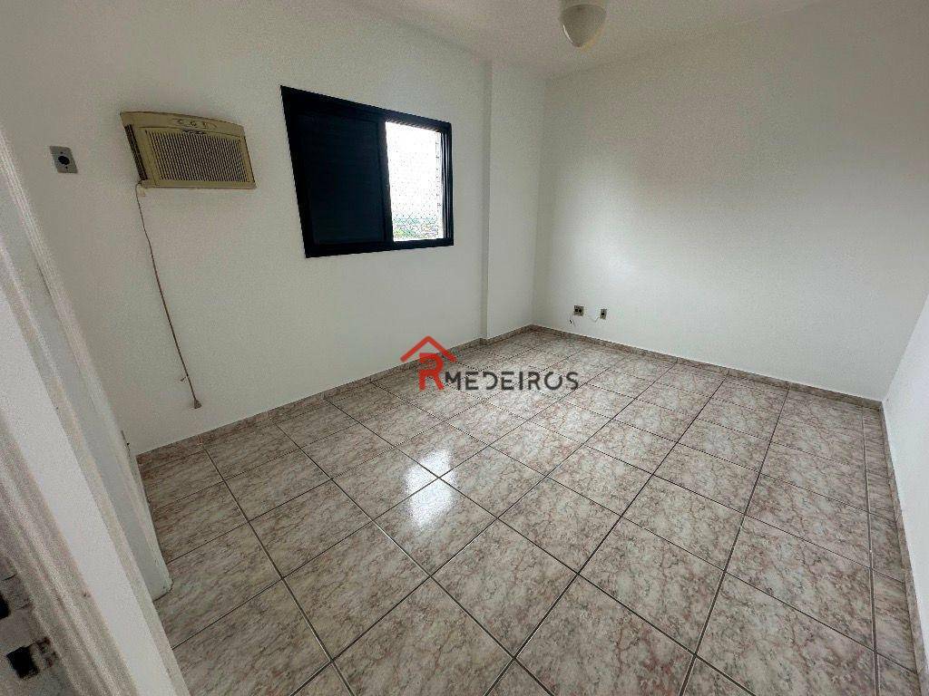 Apartamento à venda com 2 quartos, 75m² - Foto 13