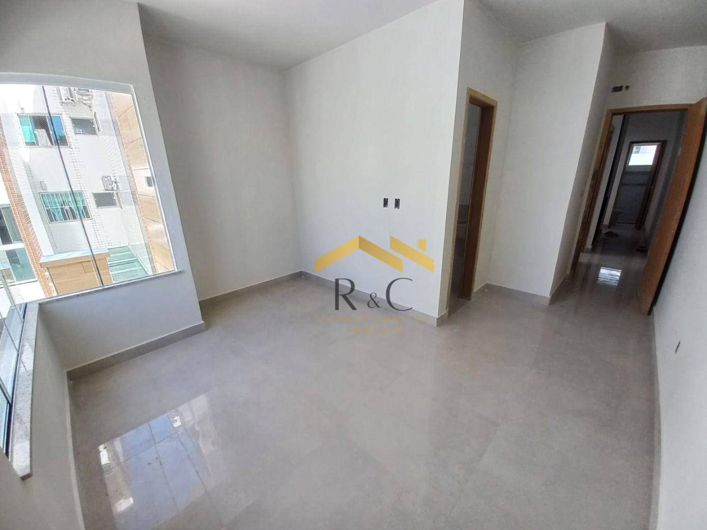 Casa à venda com 4 quartos, 140m² - Foto 14