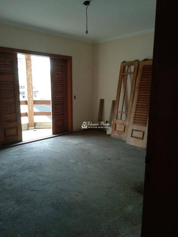 Sobrado à venda com 3 quartos, 250m² - Foto 13