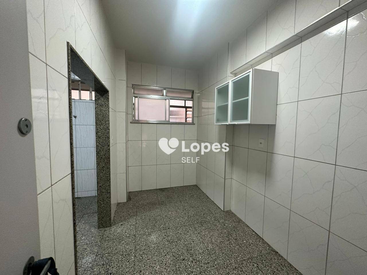 Apartamento à venda com 3 quartos, 161m² - Foto 12