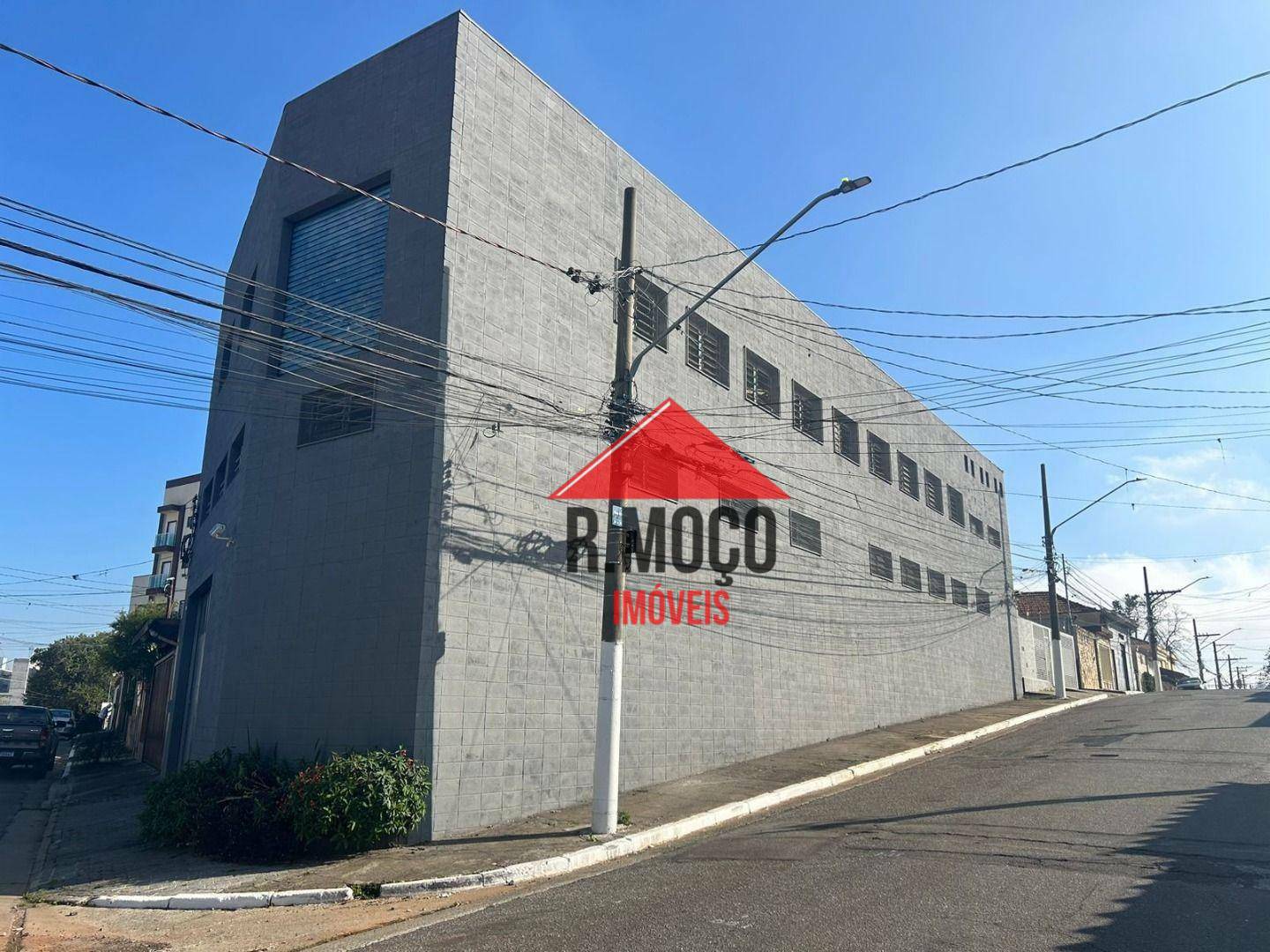 Depósito-Galpão-Armazém à venda e aluguel, 750m² - Foto 1