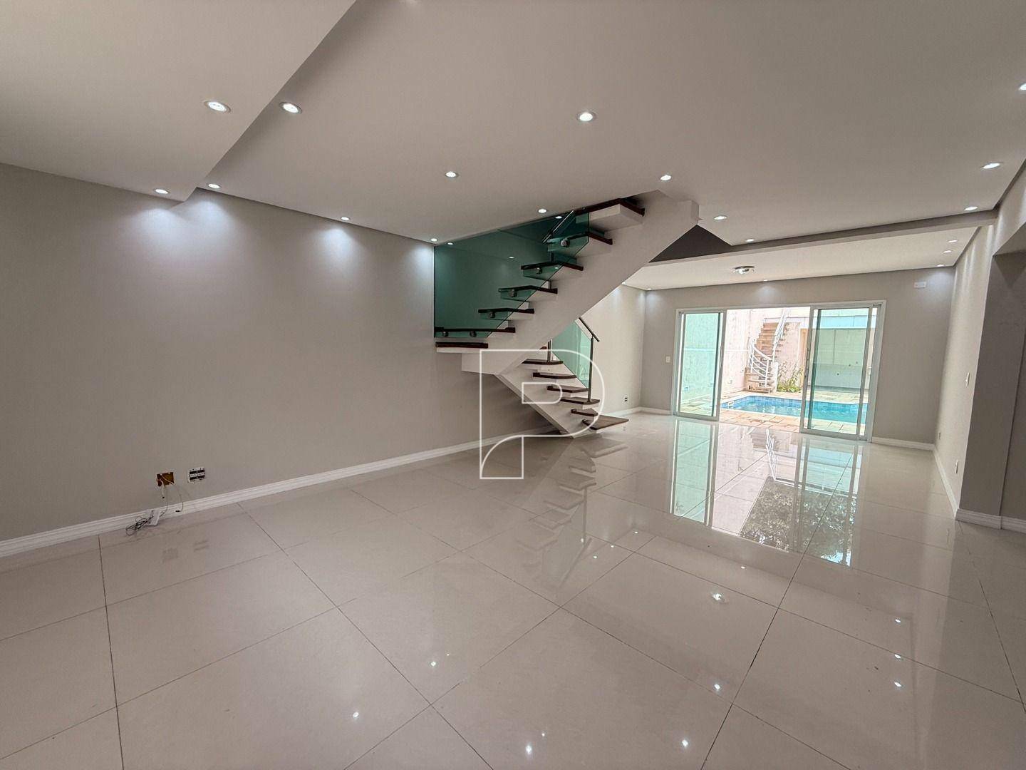 Casa à venda com 4 quartos, 270m² - Foto 4