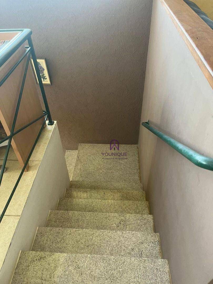 Casa à venda com 3 quartos, 236m² - Foto 45