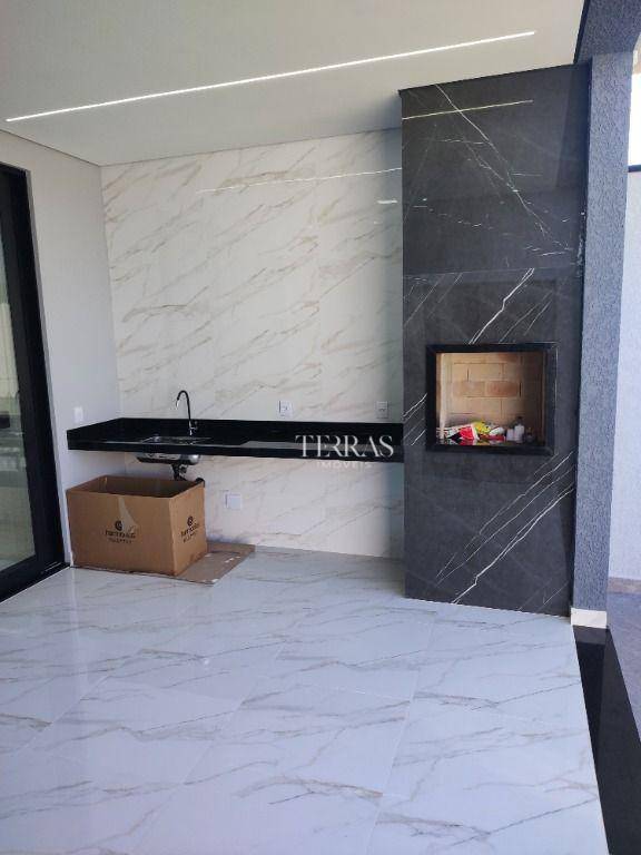 Casa à venda com 3 quartos, 131m² - Foto 9