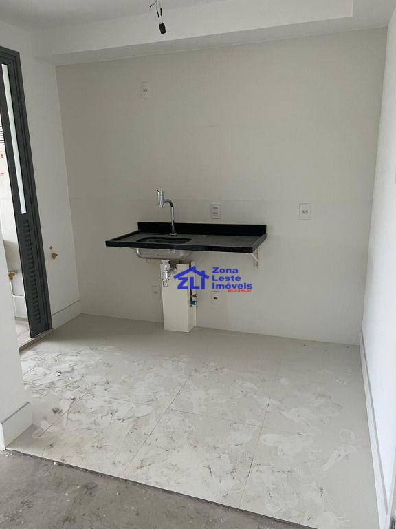 Apartamento à venda com 2 quartos, 68m² - Foto 17