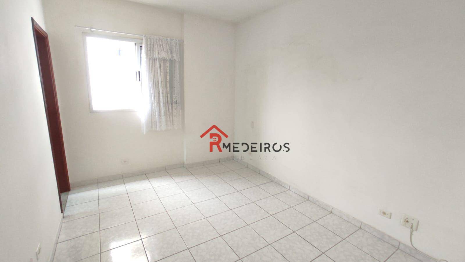 Apartamento à venda com 2 quartos, 67m² - Foto 5