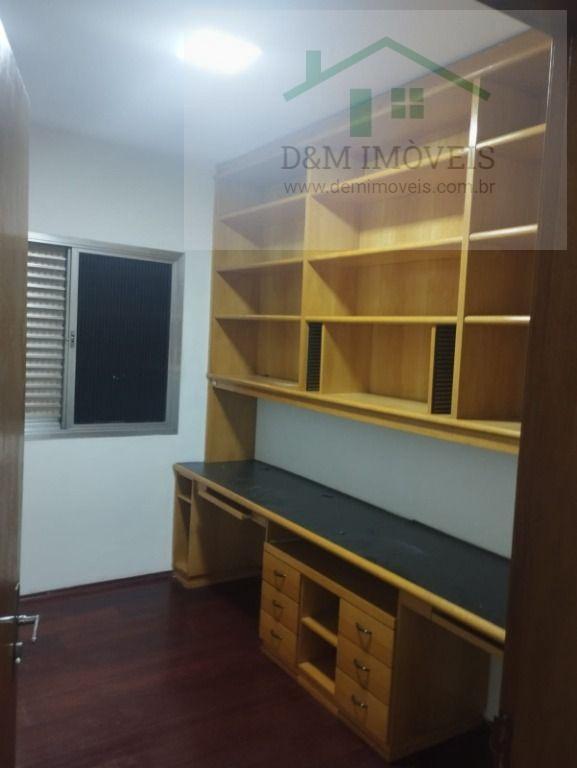 Sobrado para alugar com 5 quartos, 323m² - Foto 14