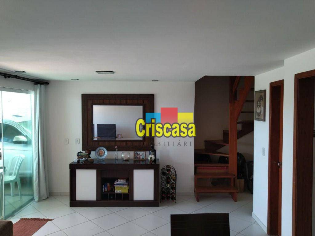 Casa à venda com 3 quartos, 200m² - Foto 3