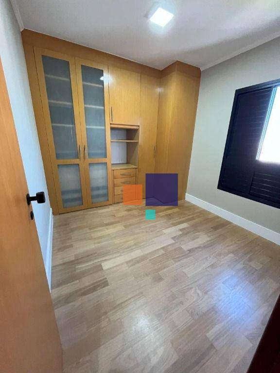 Apartamento à venda com 3 quartos, 105m² - Foto 6