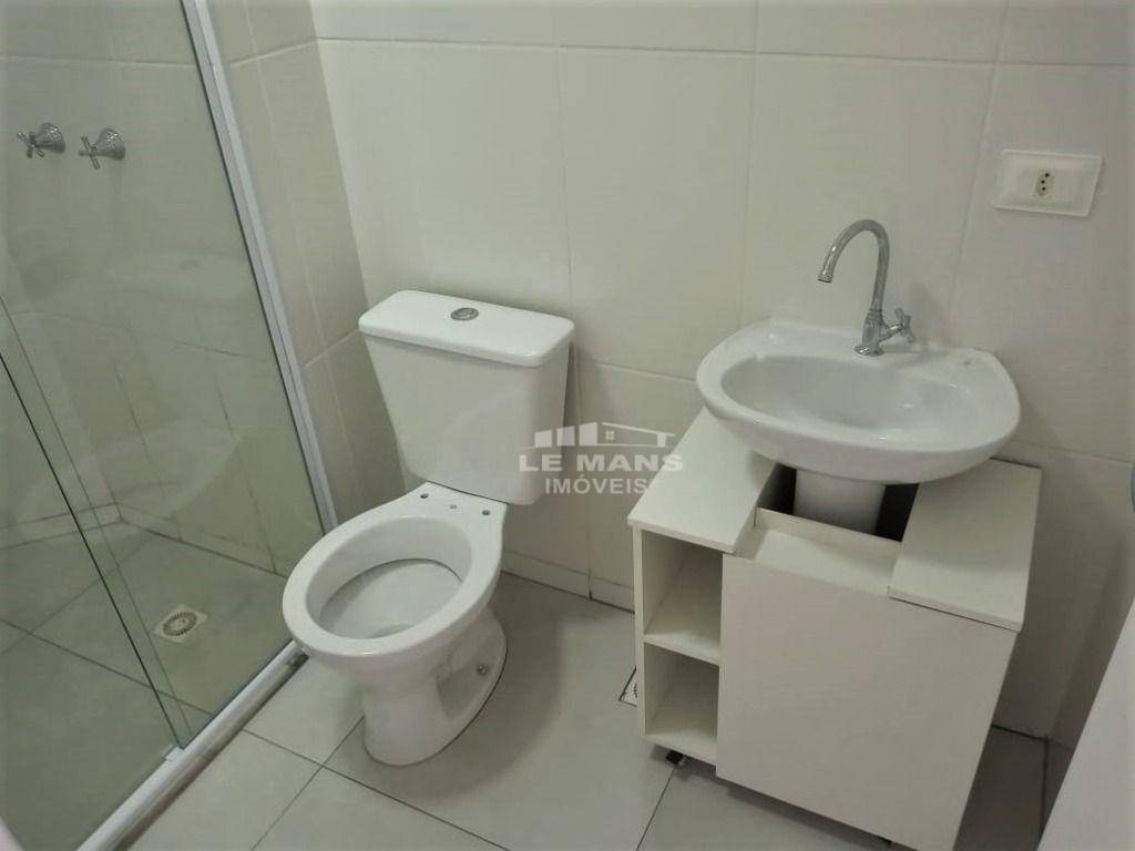 Apartamento à venda com 2 quartos, 66m² - Foto 14