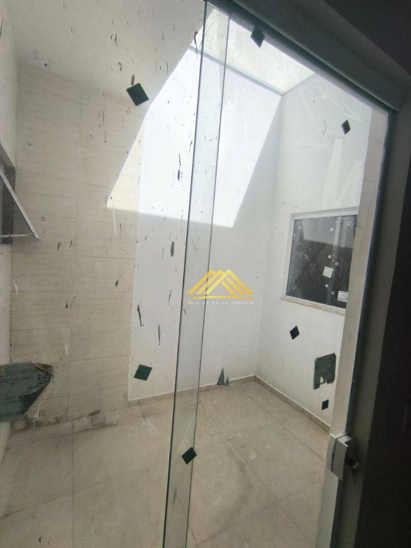 Casa à venda com 2 quartos, 75m² - Foto 8