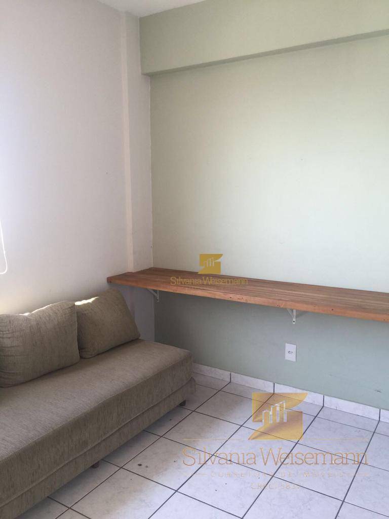 Apartamento à venda com 2 quartos, 60m² - Foto 4