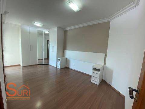 Apartamento à venda com 4 quartos, 180m² - Foto 8