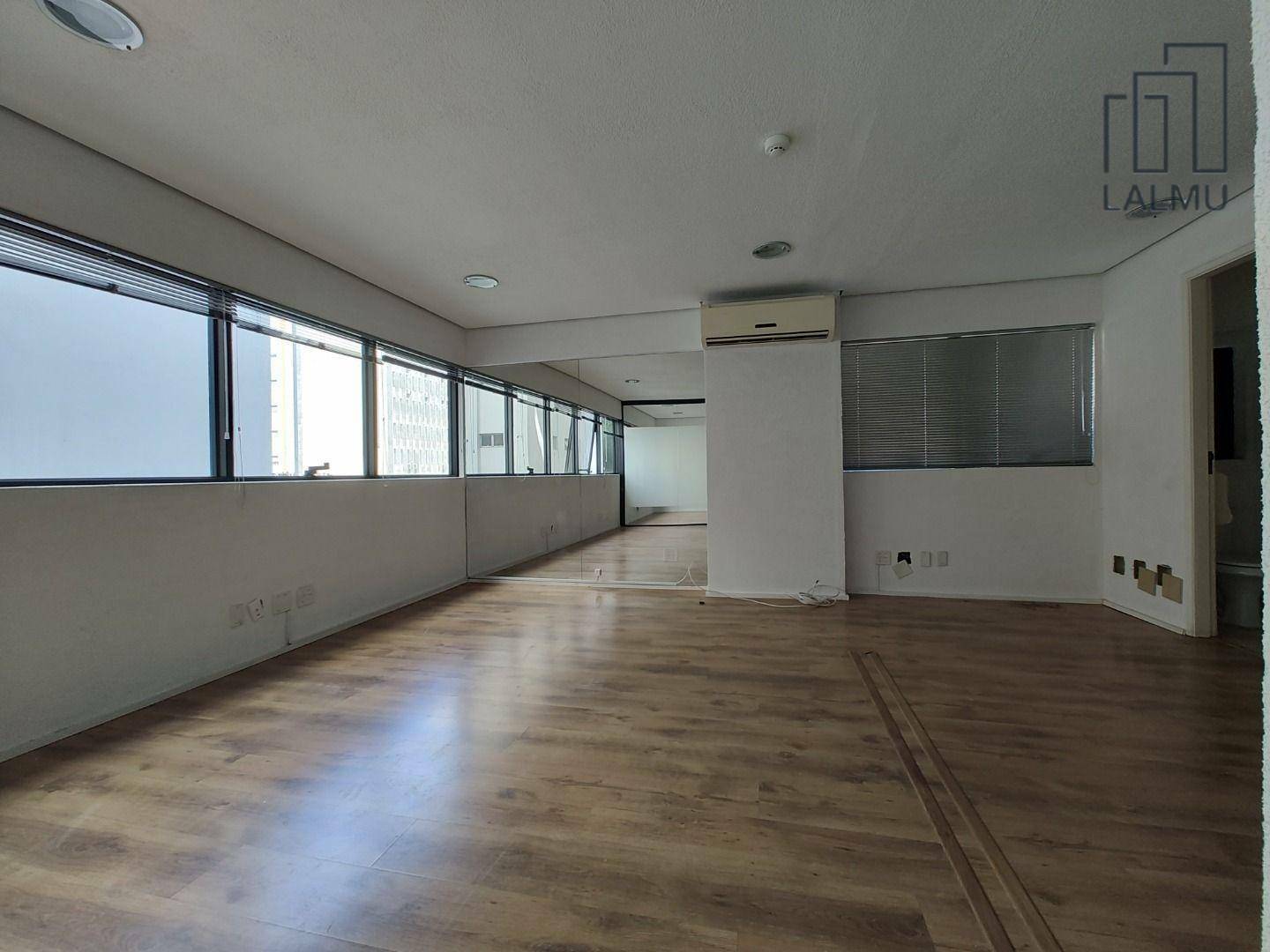 Conjunto Comercial-Sala para alugar, 64m² - Foto 4