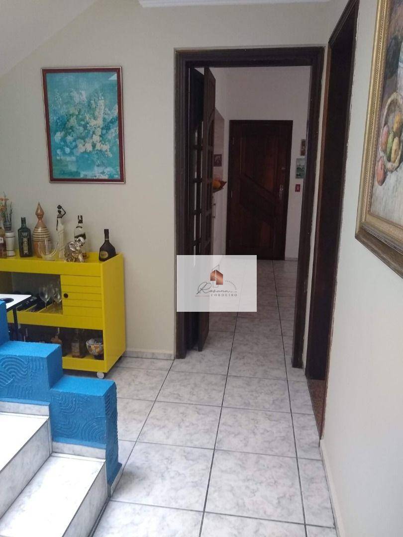 Sobrado à venda com 3 quartos, 234m² - Foto 17