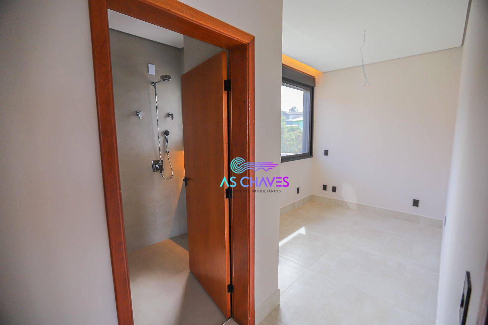 Casa de Condomínio à venda com 4 quartos, 380m² - Foto 14