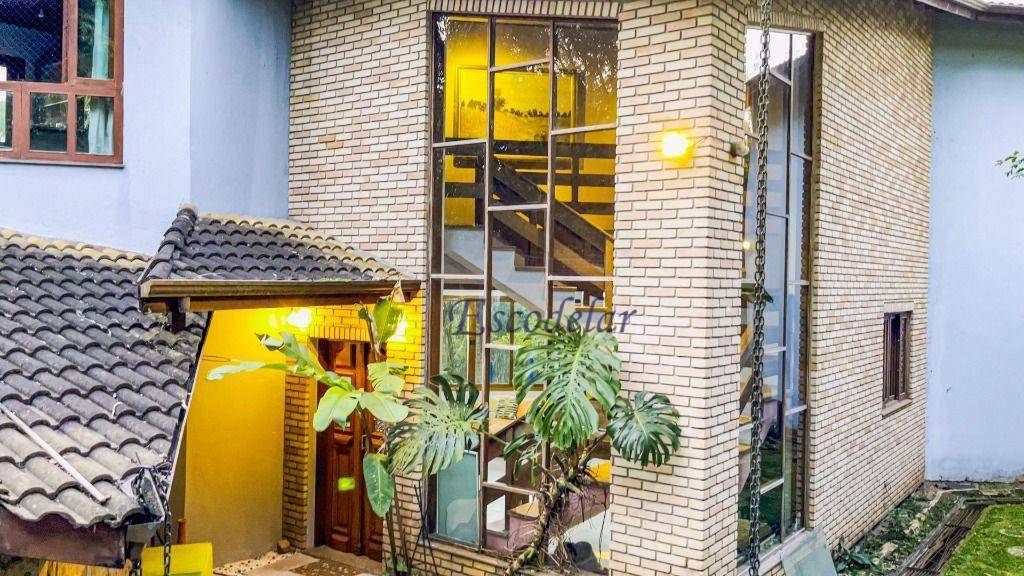 Casa à venda com 4 quartos, 320m² - Foto 52