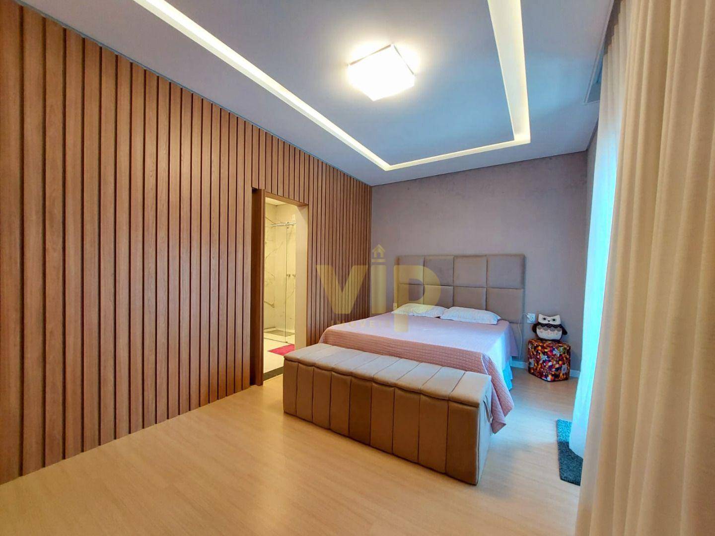 Casa à venda com 4 quartos, 310m² - Foto 9