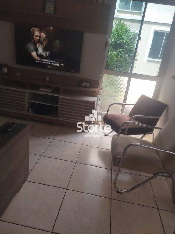 Apartamento à venda com 2 quartos, 44m² - Foto 3