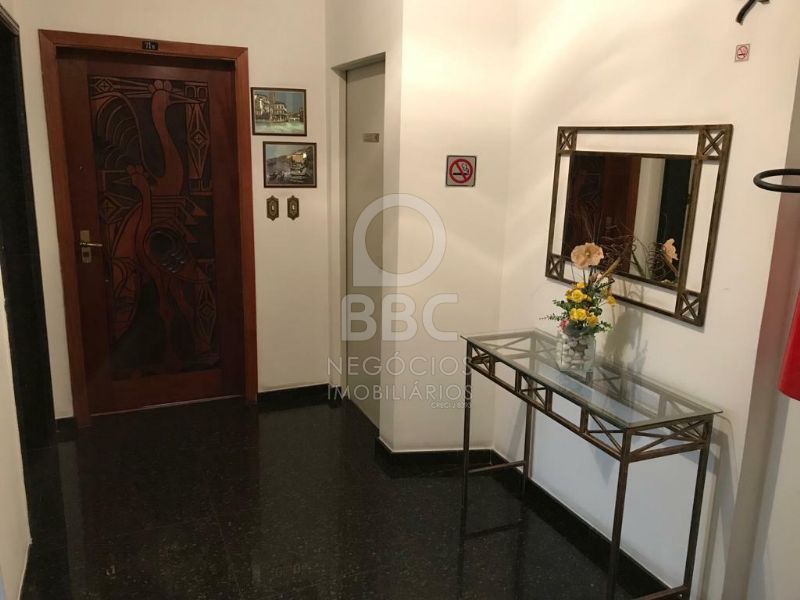 Apartamento à venda com 3 quartos, 120m² - Foto 2