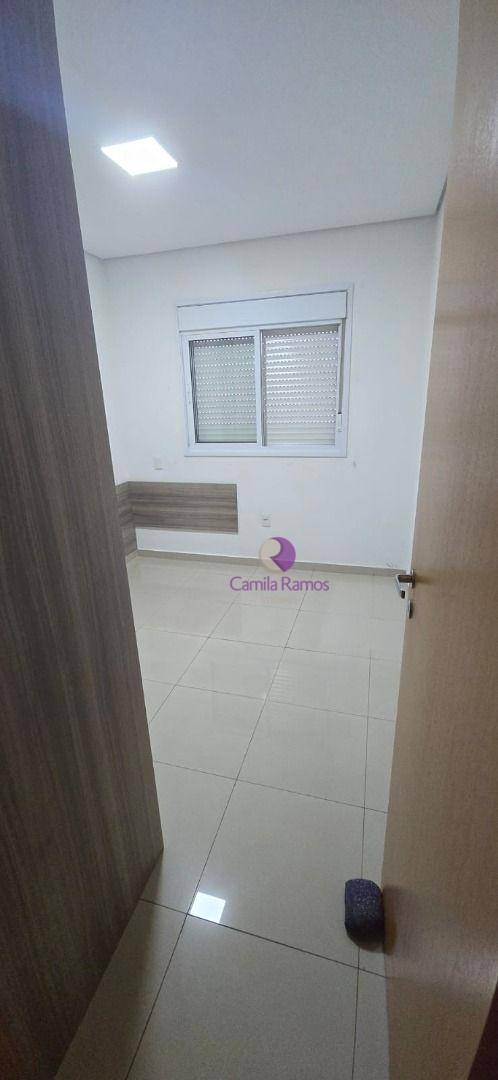 Apartamento para alugar com 3 quartos, 99m² - Foto 29