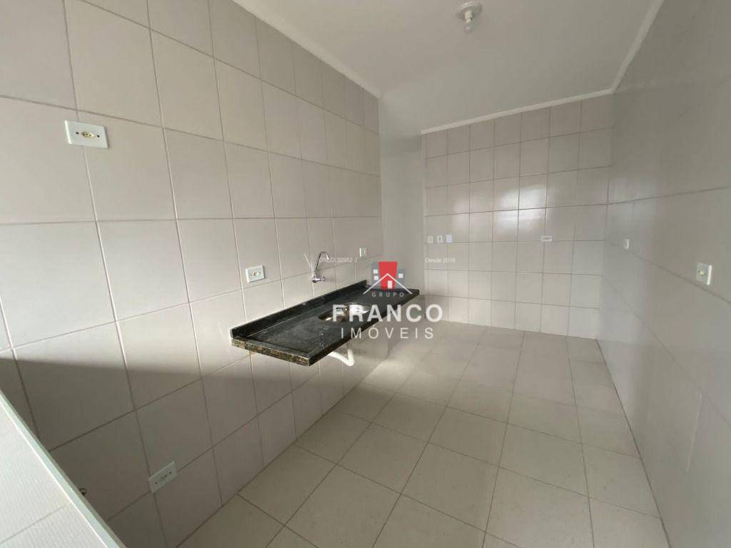 Apartamento à venda com 2 quartos, 67m² - Foto 10