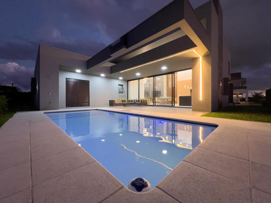 Casa de Condomínio à venda com 4 quartos, 268m² - Foto 58
