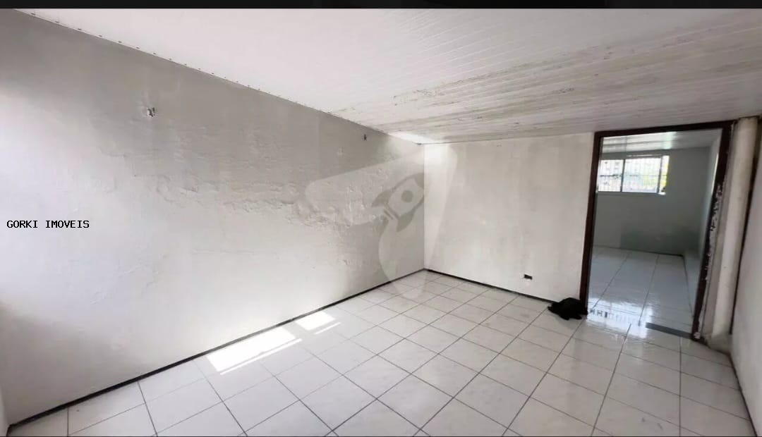 Casa à venda com 5 quartos, 211m² - Foto 5