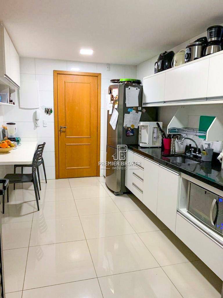 Cobertura à venda com 3 quartos, 227m² - Foto 11